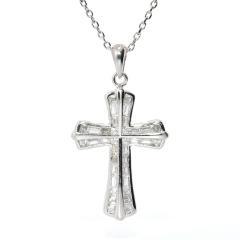 Strieborný prívesok krížik so zirkónmi