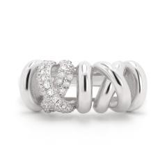 Strieborný prsteň so zirkónmi