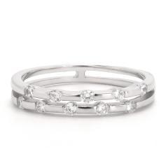 Strieborný prsteň so zirkónmi