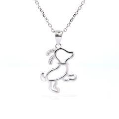 Strieborný prívesok pes zirkóny