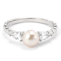 Strieborný prsteň s perlou a zirkónmi