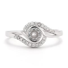 Strieborný prsteň so zirkónmi