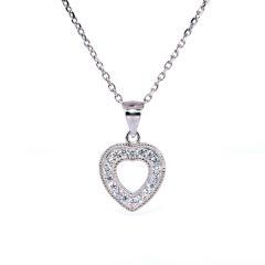 Strieborný prívesok srdce so zirkónmi