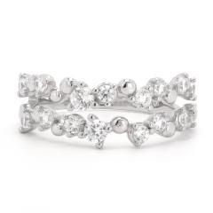 Strieborný prsteň so zirkónmi