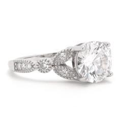 Strieborné náušnice so zirkónmi