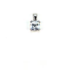 Strieborný prívesok so zirkónom